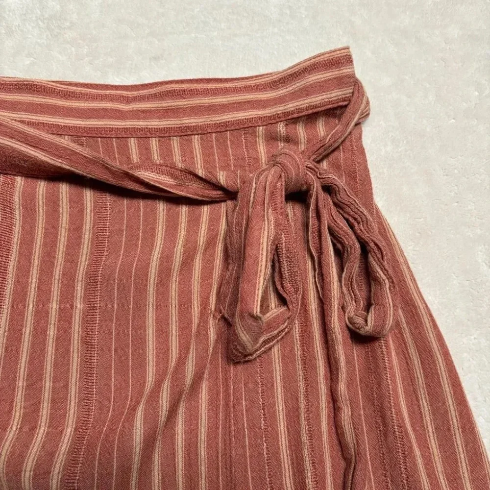 American Eagle Outfitters True Wrap Mini Skirt Striped Size XS‎